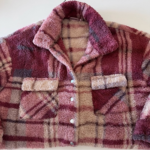 ViCI Plaid Shacket Teddy Soft Fall Jacket in Rose Pink Cream - Picture 8 of 11